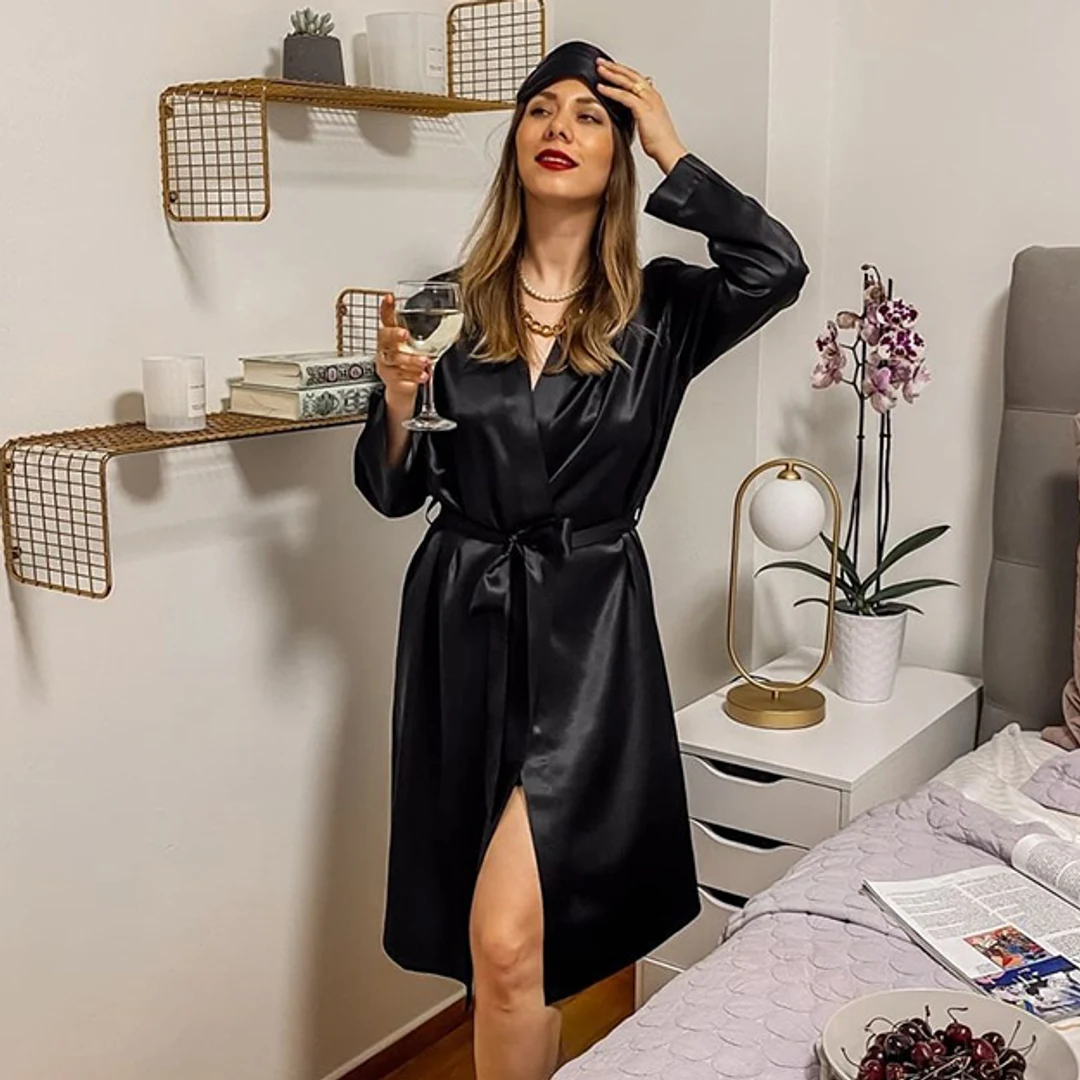 LILYSILK Peignoir Long Soie Femme Noir Banded Cuffs, Ceinture En Soie 100% Soie De Mûrier Bon Rapport Qualité-Prix, Respectueux De La Peau XL