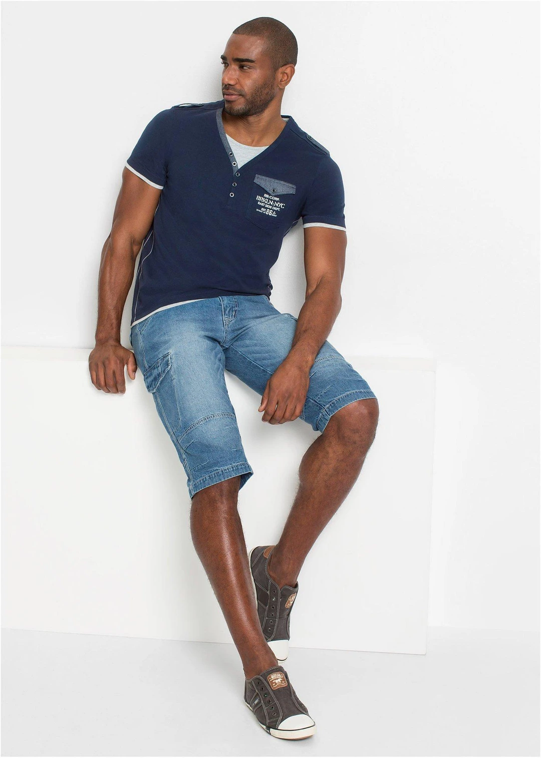 Bermuda long poches cargo en denim léger, coupe loose - 2