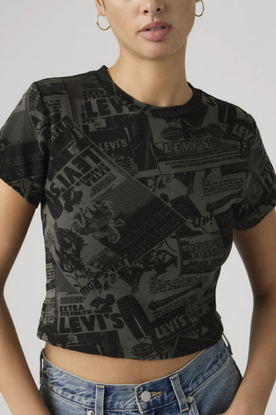 Levi's T Shirt Graphique Essential Sporty - Femme - Noir / Pirate Black - XS - 2