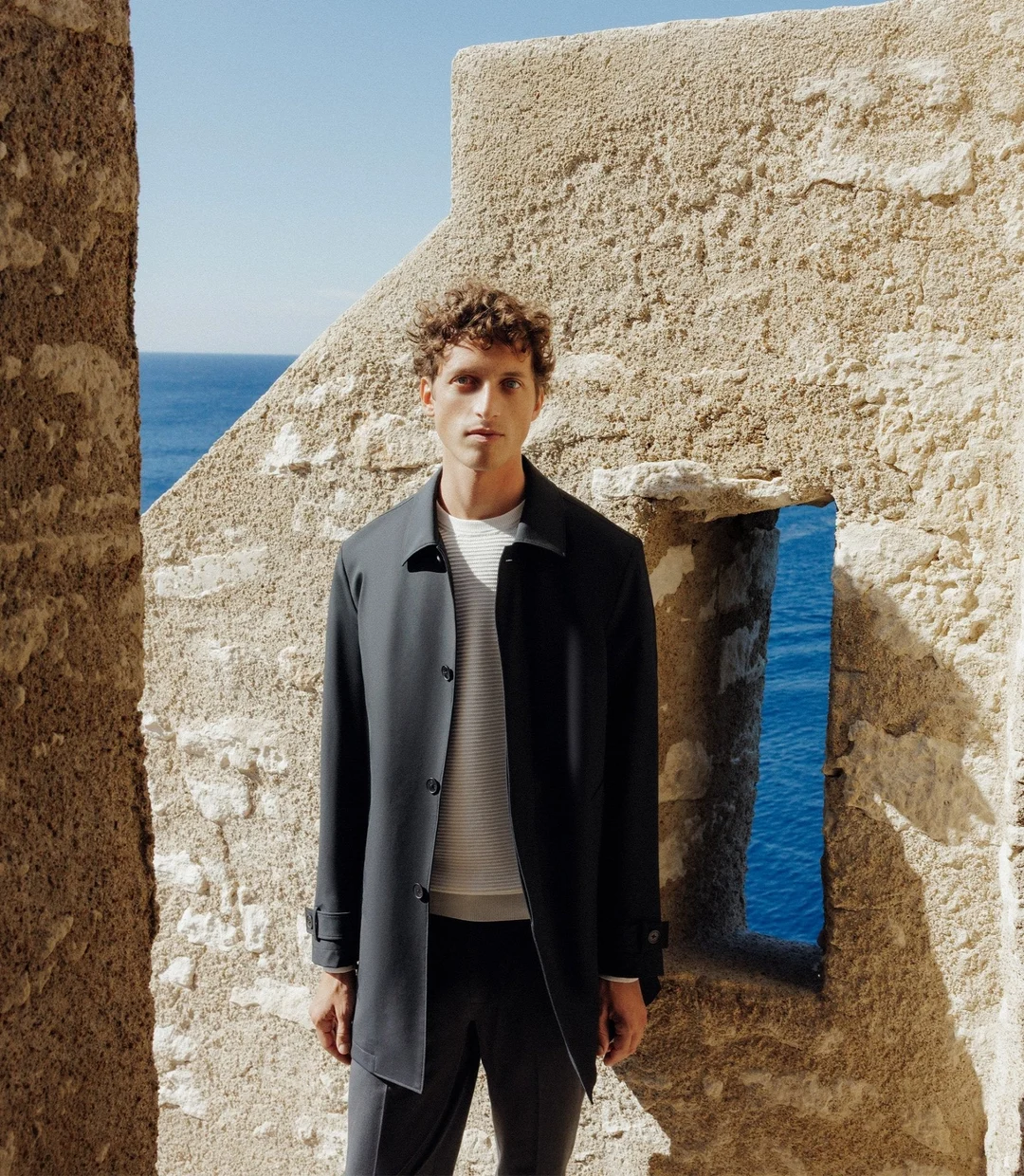 IZAC - Manteau mi-long léger noir